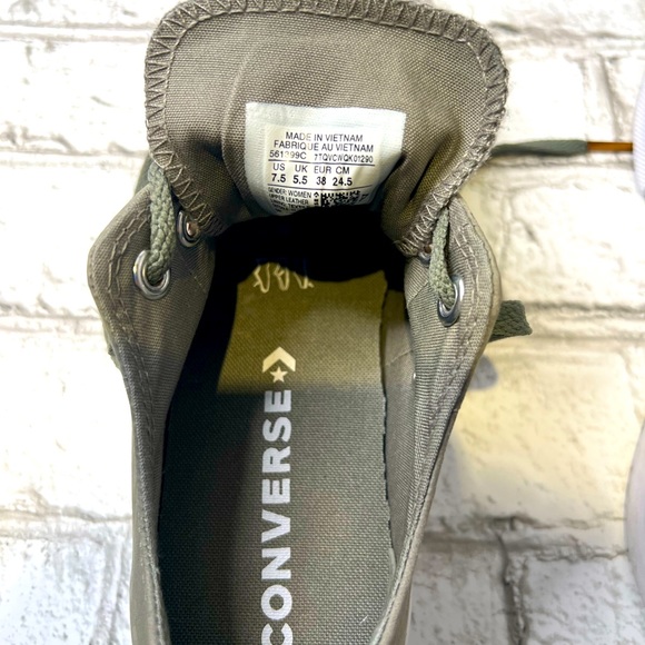 🍀Chuck Taylor All Star Leather Platform Sneaker - Picture 10 of 10